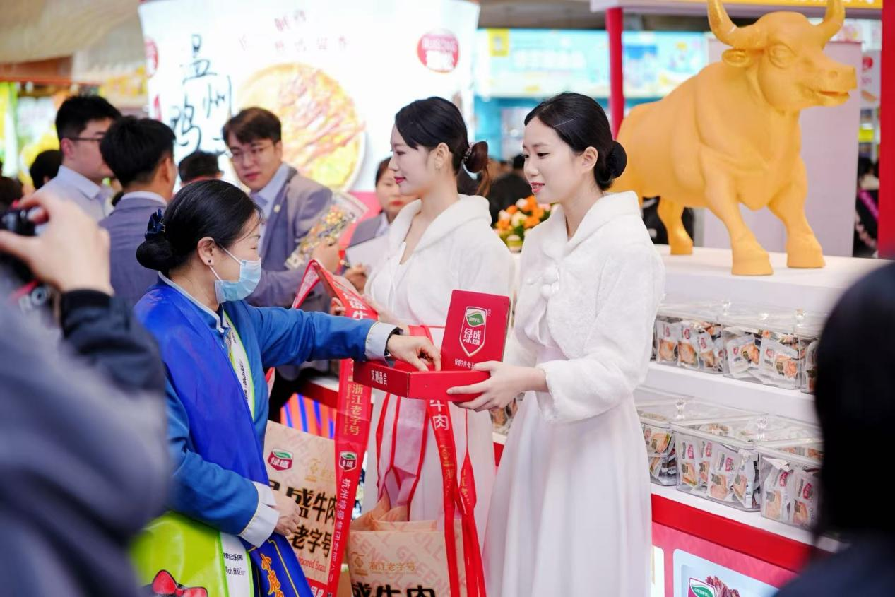 百年绿盛风华正茂,春季糖酒会再创佳绩